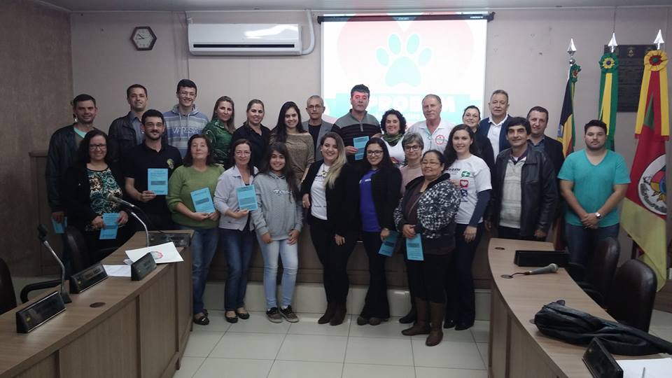 Palestra com Adriana Farias da AMICÂO Charqueadas na I Semana Estadual dos Direitos dos Animais